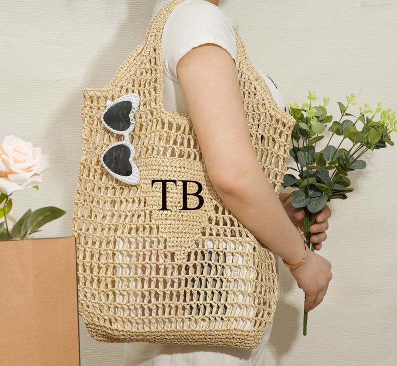 Personalized Beach Tote Bag, Custom initials handle bag,Beach straw bag, Girls travel tote bag,Raffia beach bag, Bachelorette party gift bag